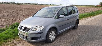 Démontage voiture Volkswagen Touran 1.9 tdi 2009/1