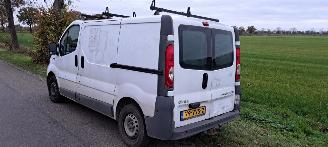 Opel Vivaro 2.0 CDTI picture 3