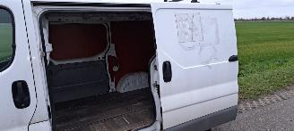 Opel Vivaro 2.0 CDTI picture 8