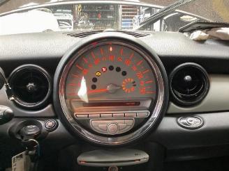 Mini One Mini Open (R57), Cabrio, 2007 / 2015 1.6 16V One picture 12