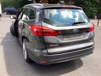 Ford Focus  picture 7