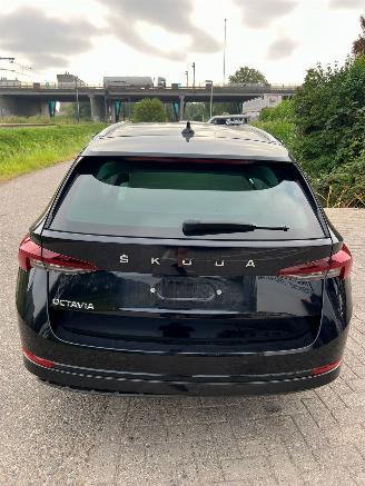 Skoda Octavia  picture 4