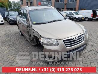 Vrakbiler auto Hyundai Santa Fe Santa Fe II (CM), SUV, 2006 / 2012 2.0 CRDi 16V 4x4 2010/1