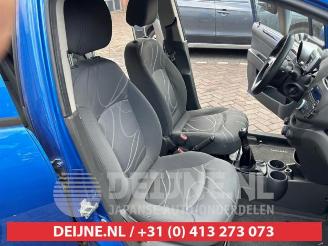 Chevrolet Spark Spark (M300), Hatchback, 2010 1.0 16V Bifuel picture 26