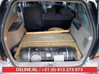 Mitsubishi Grandis Grandis (NA), MPV, 2004 / 2010 2.4 16V MIVEC picture 15