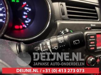 Kia Rio Rio III (UB), Hatchback, 2011 / 2017 1.2 CVVT 16V picture 13