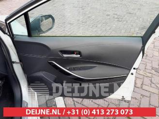 Toyota Corolla Corolla (E21/EA1/EH1), Hatchback 5-drs, 2018 2.0 16V Hybrid picture 14