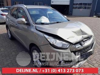 Vrakbiler auto Hyundai Ix35 iX35 (LM), SUV, 2009 / 2015 2.0 16V 2010/5