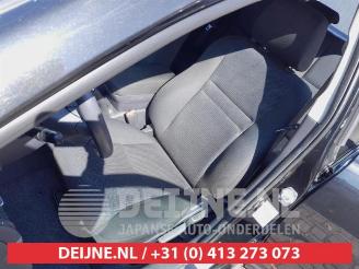 Toyota Avensis Avensis Wagon (T25/B1E), Combi, 2003 / 2008 1.8 16V VVT-i picture 15