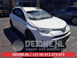 Vrakbiler auto Toyota Rav-4 RAV4 (A4), Terreinwagen, 2012 / 2019 2.5 Hybrid 16V VVT-i 4x4 2017/0