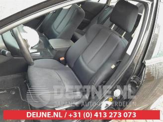 Mazda 6 6 Sport (GH14/GHA4), Hatchback, 2007 / 2013 2.2 CiTD 16V 163 picture 24