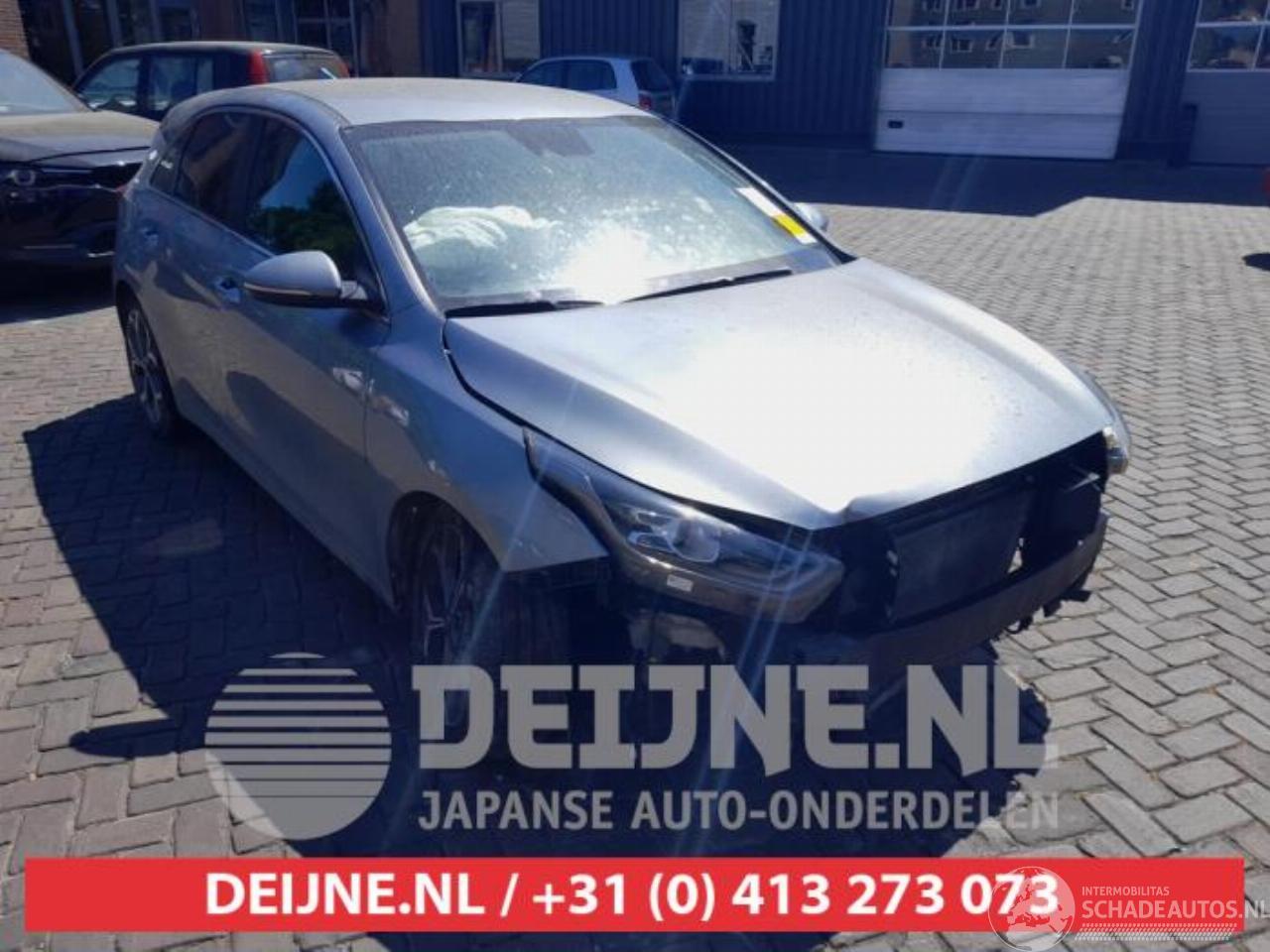 Kia Cee d Ceed (CDB5/CDBB), Hatchback 5-drs, 2018 1.6 CRDi 16V 136