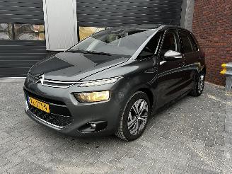 Citroën C4-picasso 1.2 Puretech NAVI / CRUISE / CAMERA / PDC picture 1