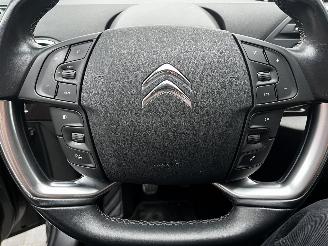 Citroën C4-picasso 1.2 Puretech NAVI / CRUISE / CAMERA / PDC picture 15