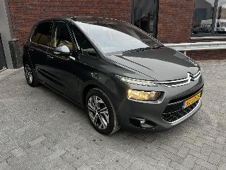 Citroën C4-picasso 1.2 Puretech NAVI / CRUISE / CAMERA / PDC picture 3