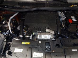 Peugeot 3008 1.2 THP picture 7