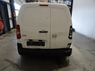 Opel Combo 1.5 CDTI picture 2