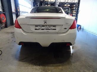 Peugeot 308 cc 1.6 THP picture 2