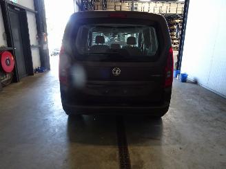 Opel Combo 1.5 HDI picture 2