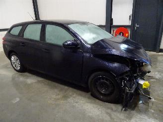 Uttjänta bilar auto Peugeot 308 1.2 thp 2015/8