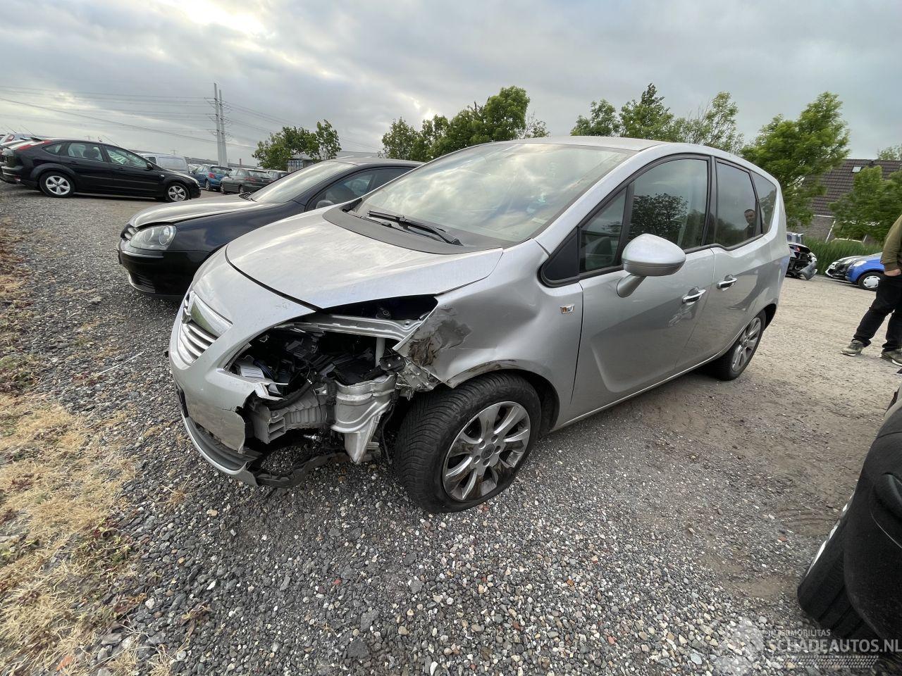 Opel Meriva Meriva B 1.4 16V Cosmo