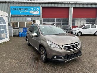 Salvage car Peugeot 2008 2008 (CU), MPV, 2013 / 2019 1.6 e-HDi FAP 2014/1