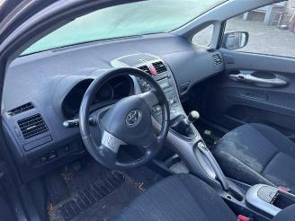 Toyota Auris Auris (E15), Hatchback, 2006 / 2012 1.4 D-4D-F 16V picture 4