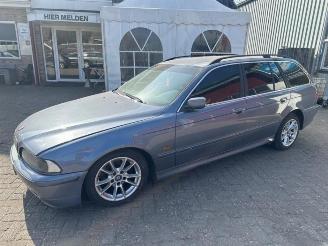 BMW 5-serie 5 serie Touring (E39), Combi, 1996 / 2004 520i 24V picture 3
