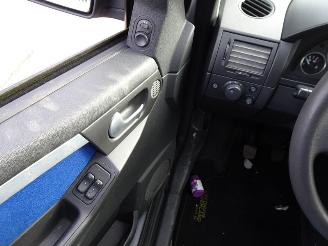 Opel Meriva A picture 12