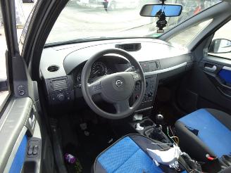 Opel Meriva A picture 16