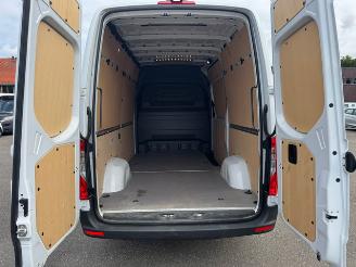 Mercedes Sprinter 317 CDI L2H2 | PRO | Cruise | Camera | Navi | App | 3.5t AHK voorb. picture 13
