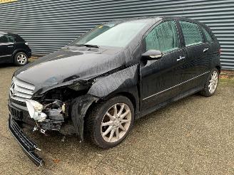 Mercedes B-klasse  picture 2