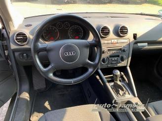 Audi A3 A3 (8P1), Hatchback 3-drs, 2003 / 2012 1.6 picture 6