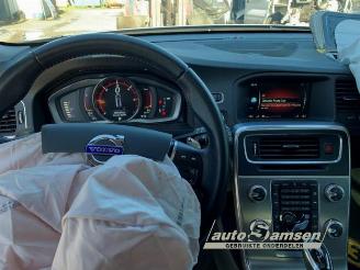 Volvo V-60 V60 Cross Country I (FZ), Combi, 2010 / 2018 2.0 D4 16V picture 13