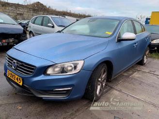 demontáž osobní automobily Volvo S-60 S60 II (FS), Sedan, 2010 / 2018 1.6 DRIVe,D2 2014/11
