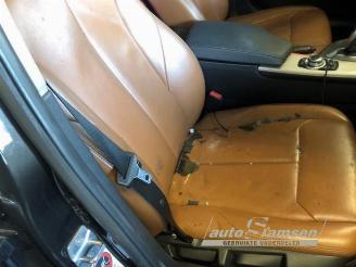 BMW 3-serie 3 serie Touring (F31), Combi, 2012 / 2019 320d 2.0 16V EfficientDynamicsEdition picture 16