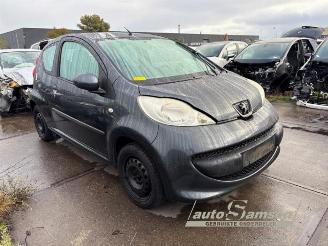 Peugeot 107 107, Hatchback, 2005 / 2014 1.0 12V picture 6