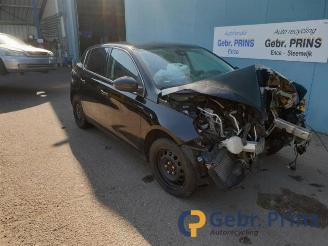Vrakbiler auto Peugeot 308 308 (L3/L8/LB/LH/LP), Hatchback 5-drs, 2013 / 2021 1.6 BlueHDi 120 2015/4