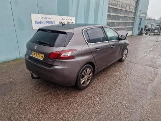 Vrakbiler auto Peugeot 308 308 (L3/L8/LB/LH/LP), Hatchback 5-drs, 2013 / 2021 1.6 BlueHDi 120 2015/6