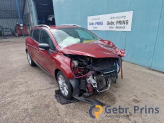 disassembly passenger cars Renault Clio Clio IV Estate/Grandtour (7R), Combi 5-drs, 2012 / 2021 0.9 Energy TCE 90 12V 2017/2
