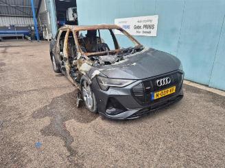 Purkuautot passenger cars Audi E-tron E-tron (GEN), SUV, 2018 50 quattro 2021/12