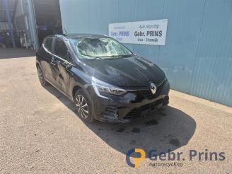 Vrakbiler auto Renault Clio Clio V (RJAB), Hatchback 5-drs, 2019 1.0 TCe 90 12V 2023/2