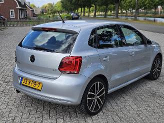 Volkswagen Polo 1.4 16V Hatchback  Benzine 1.390cc 63kW (86pk) FWD picture 4