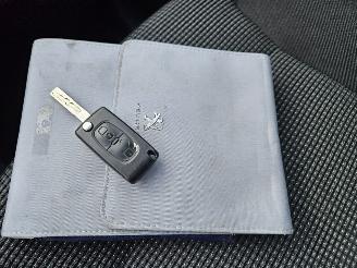 Peugeot 5008 1.6 VTI 16V MPV  Benzine 1.598cc 88kW (120pk) FWD picture 15