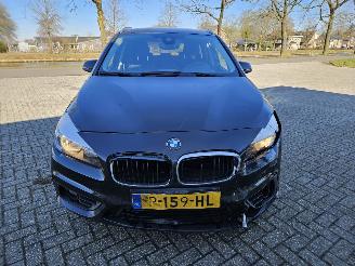 BMW 2-serie 218i 1.5 TwinPower Turbo 12V MPV  Benzine 1.499cc 100kW (136pk) FWD picture 5