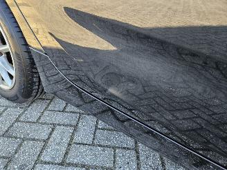 BMW 2-serie 218i 1.5 TwinPower Turbo 12V MPV  Benzine 1.499cc 100kW (136pk) FWD picture 11