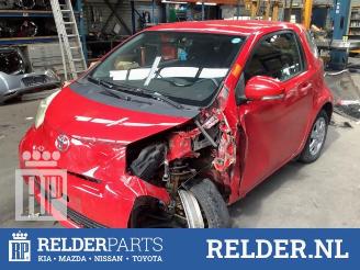 Uttjänta bilar auto Toyota iQ iQ, Hatchback 3-drs, 2009 / 2015 1.0 12V VVT-i 2010/10