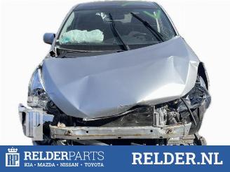 Vrakbiler auto Toyota Verso Verso, MPV, 2009 / 2018 1.8 16V VVT-i 2010/5