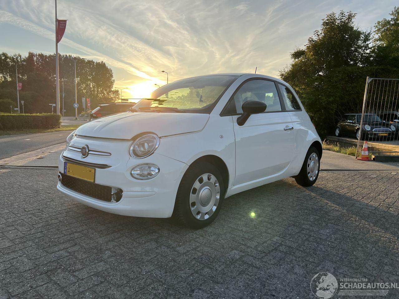 Fiat 500 1.0 Hybrid Urban 10.710 KM !!