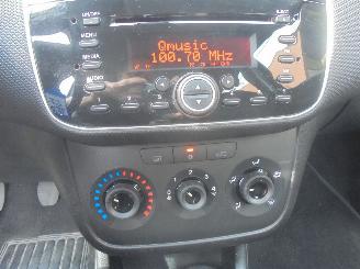 Fiat Punto Evo 1.3 M- Jet Street D 80pk Euro5, Airco, Cruise control picture 15